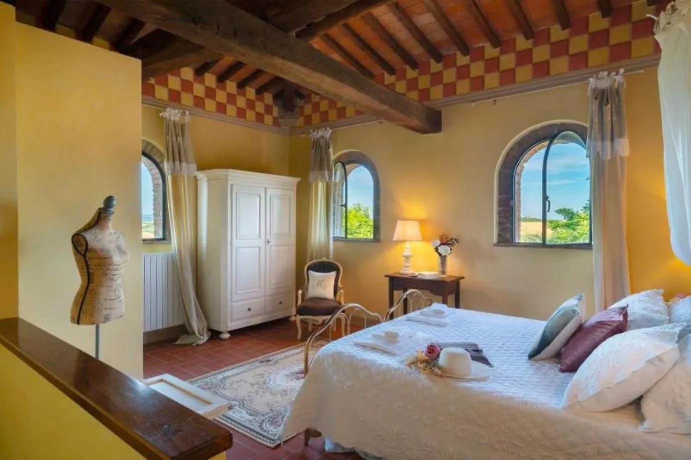 Farm stay La Mandriola Villa Lajatico