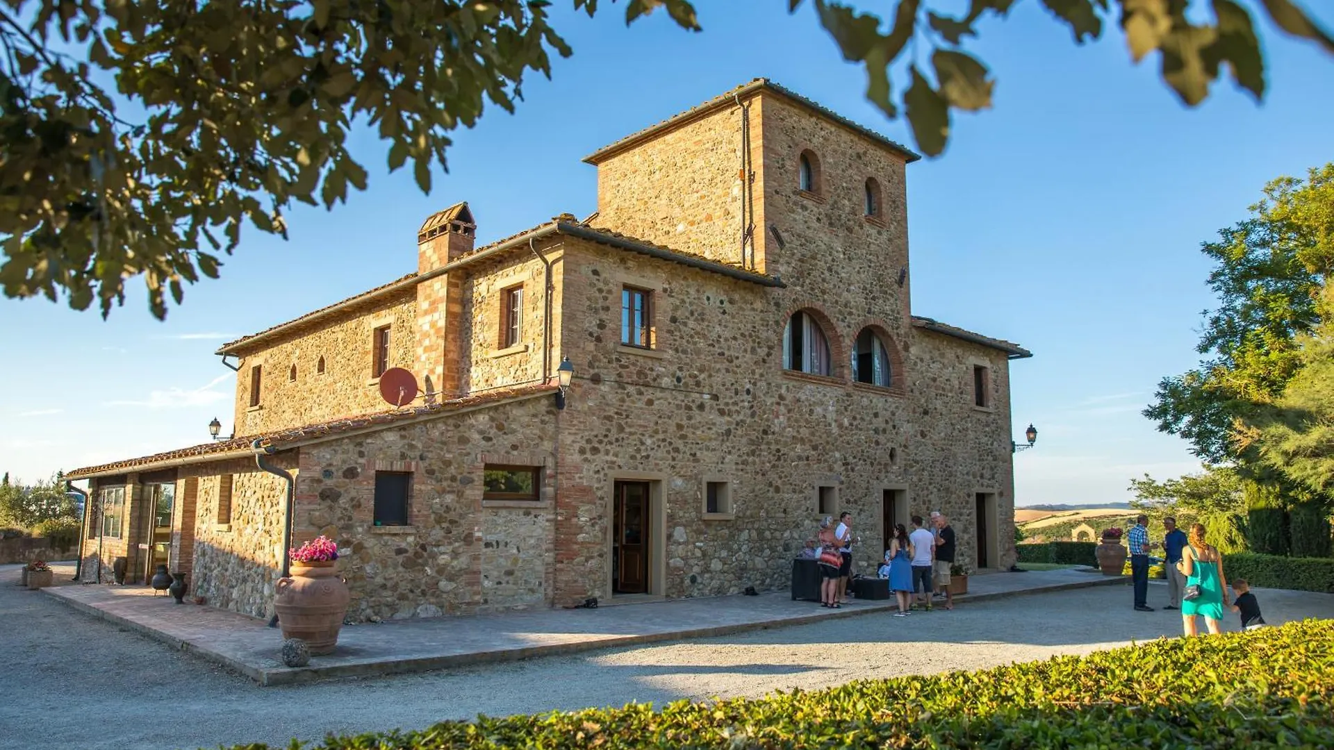 Farm stay La Mandriola Villa Lajatico