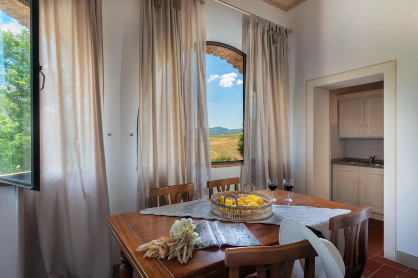 La Mandriola Villa Lajatico Italy