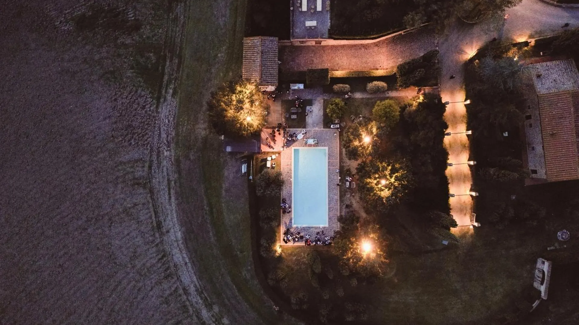 La Mandriola Villa Lajatico 0*,  Italy