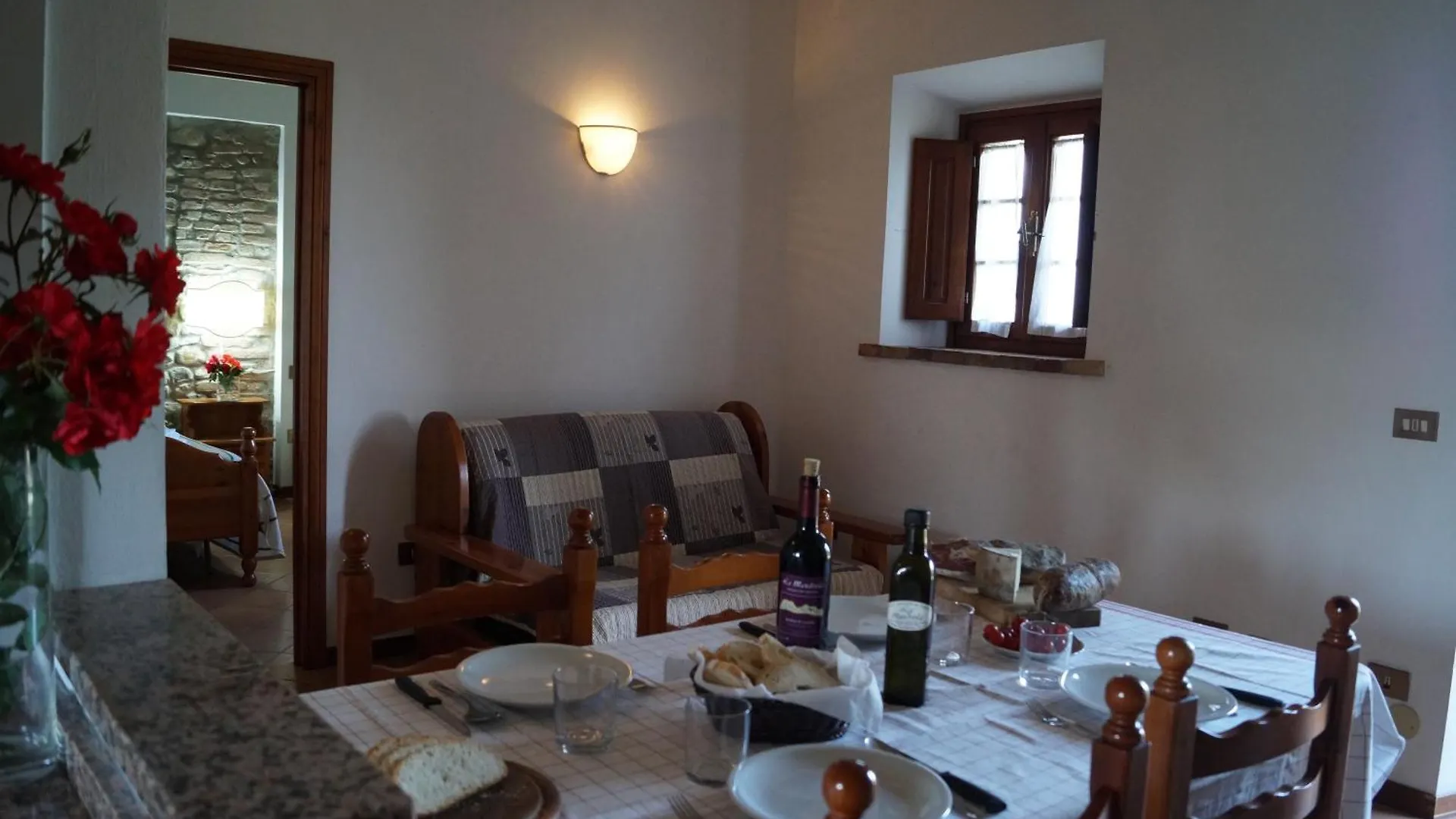 La Mandriola Villa Lajatico 0*,  Italy
