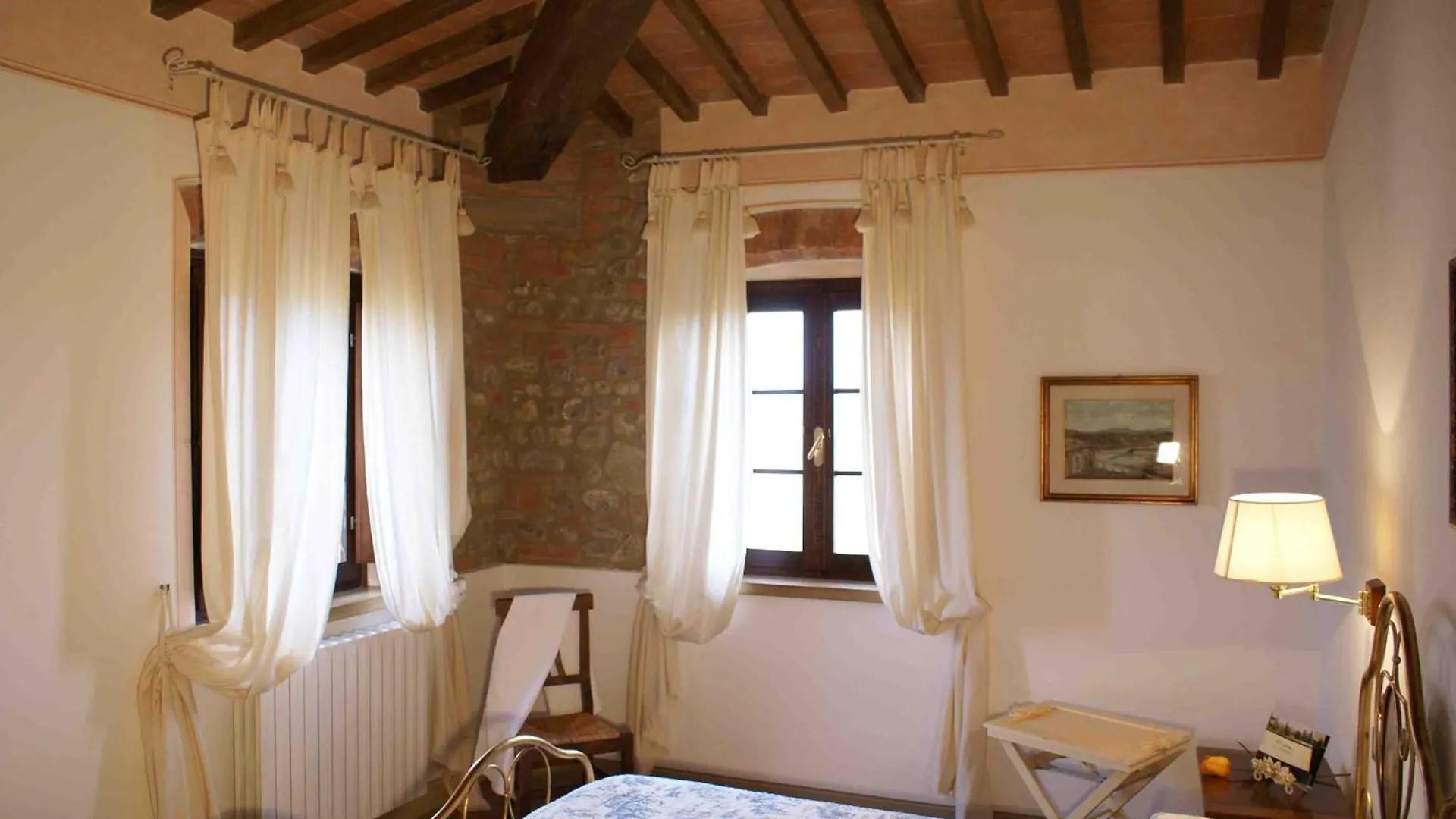 Farm stay La Mandriola Villa Lajatico Italy